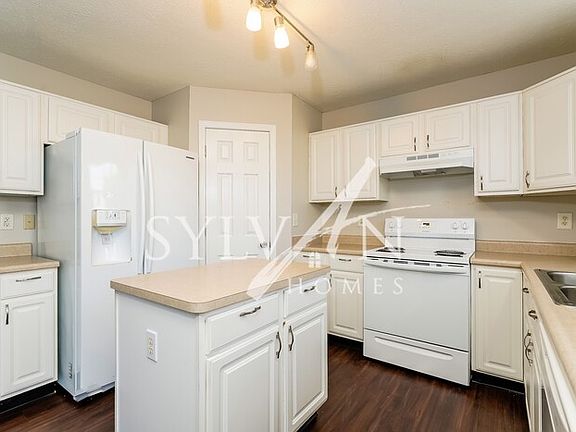 5th image of 10736 Caval Cade Ct