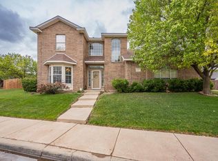7001 Glenoak Ln, Amarillo, TX 79109