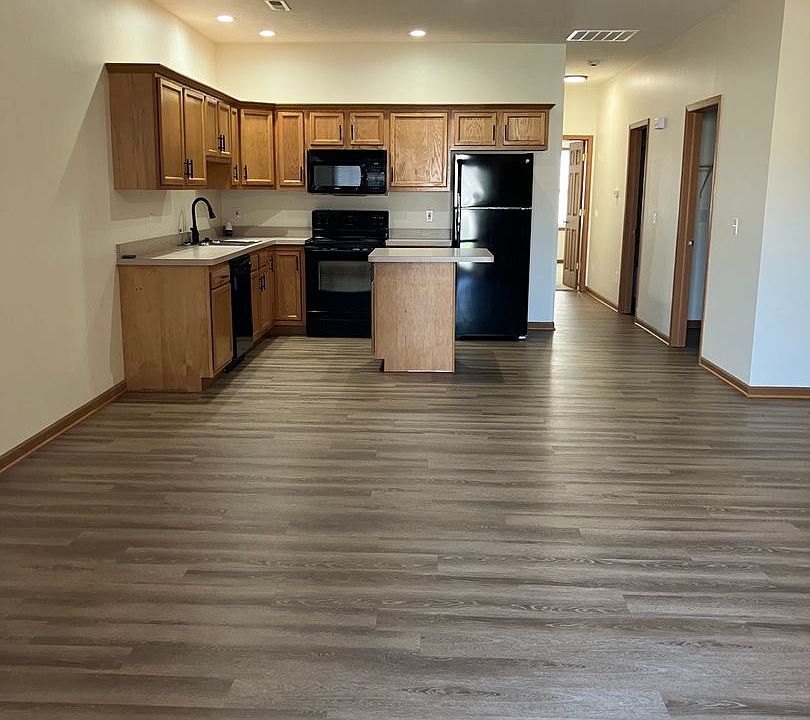 1st image of 1011 Laurel Tree Ct APT C