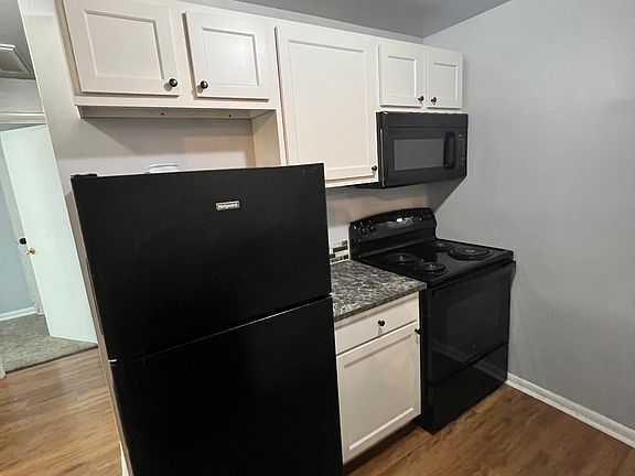 2nd image of 1261 Parkway Ave APT 34