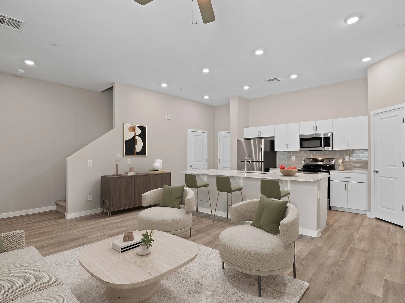 Corsica Villas at 20th Street — Photo 1