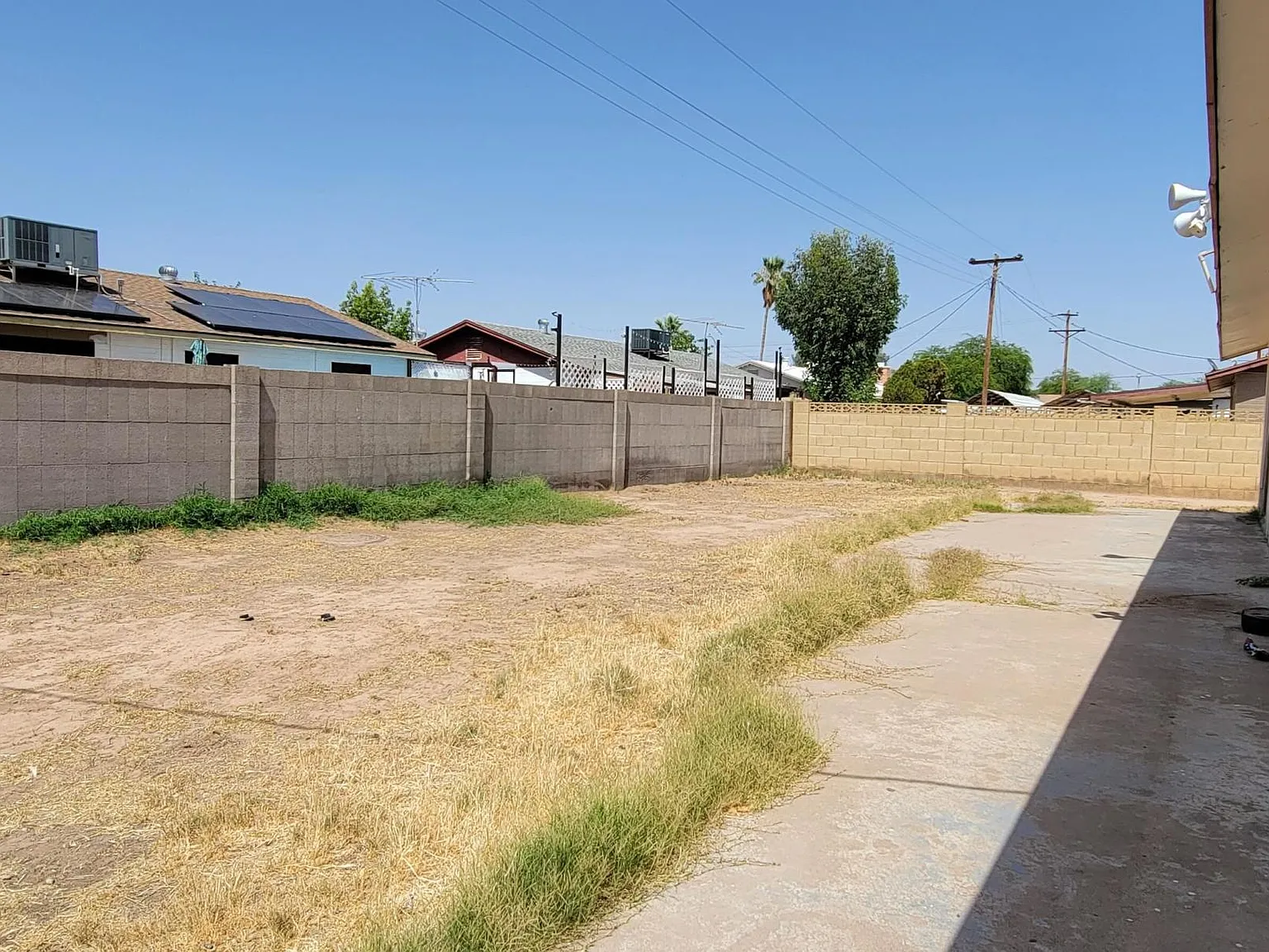 3 bed, 1408 sqft, $2,150 — Photo 3