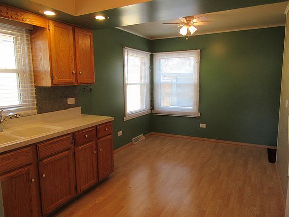 5th image of 9537 S Mansfield Ave