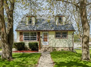 721 S 100th St, West Allis, WI 53214