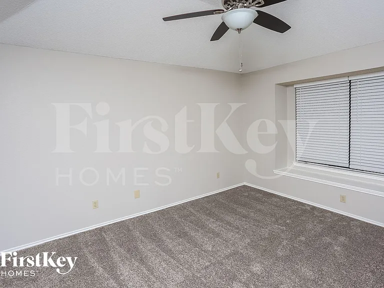 928 Micarta Dr — Photo 8
