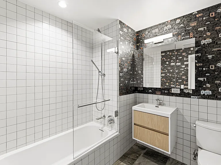 868 Lorimer St #5-A — Photo 12