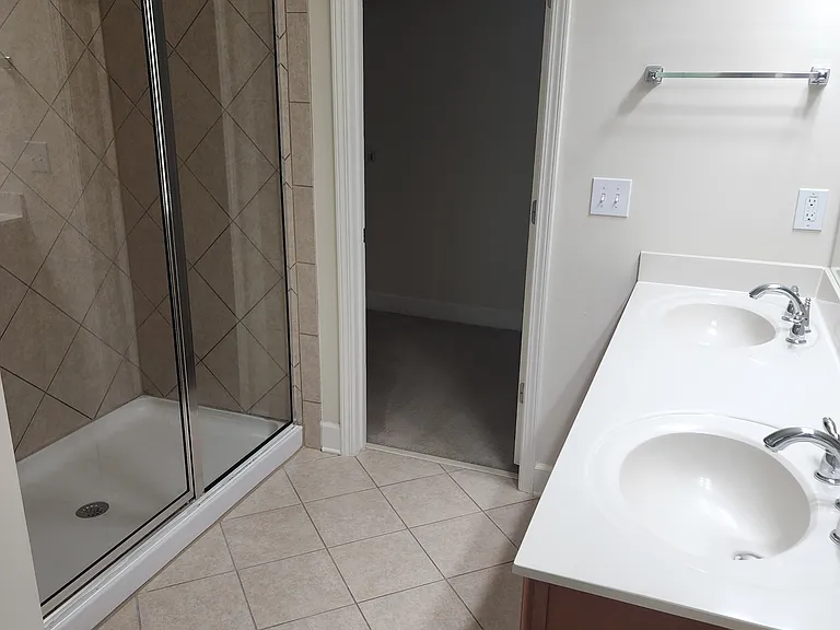2817 Seneca Creek Ln SE #1 — Photo 9