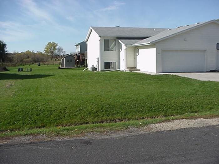 2nd image of 7821 Clinton Rd