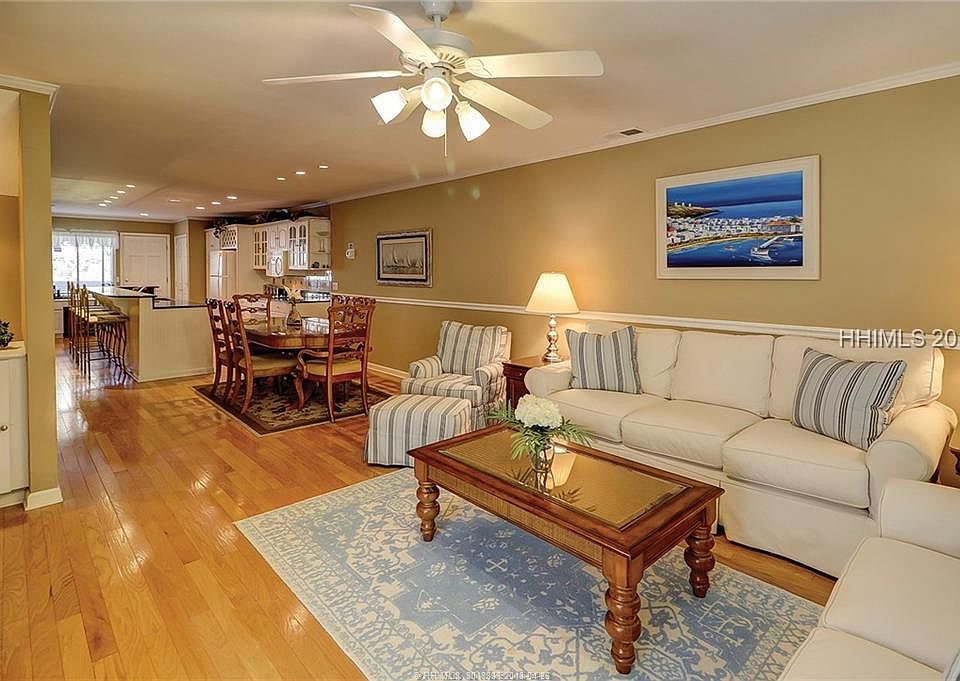 1st image of 100 Shipyard Dr APT 102