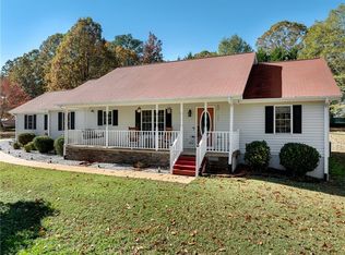 636 Barnes Rd, Seneca, SC 29672