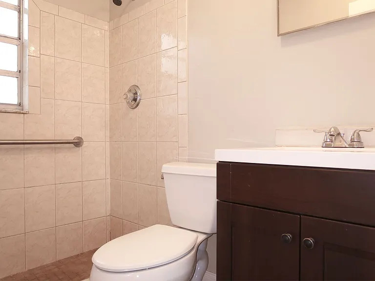 4109 W Arch St — Photo 14