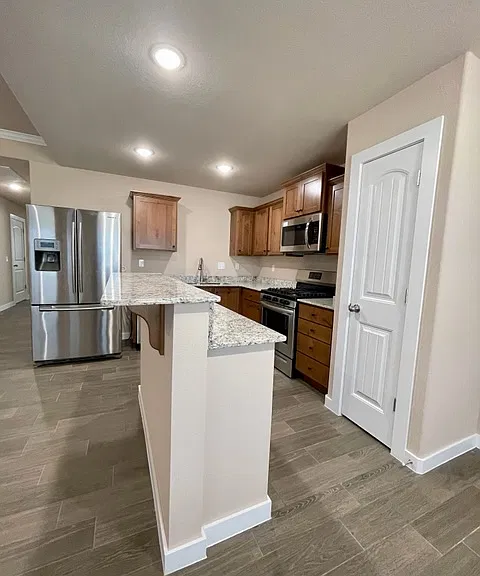 442 Rineel Ave — Photo 6