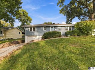2317 S 123rd St, Omaha, NE 68144
