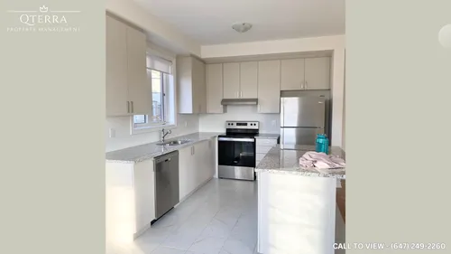 92 Air Dancer Cres Photo 1