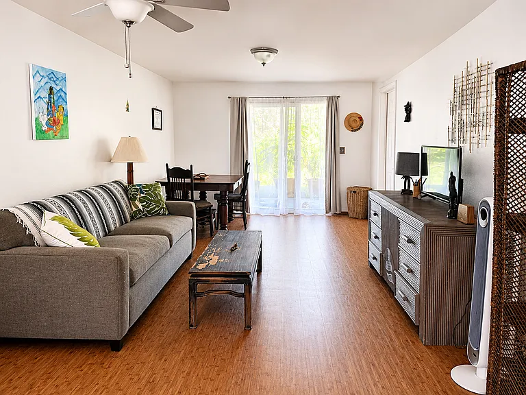 15-1485 Loke Rd #3 — Photo 1