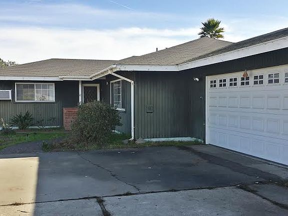 5th image of 651 Woodland Dr