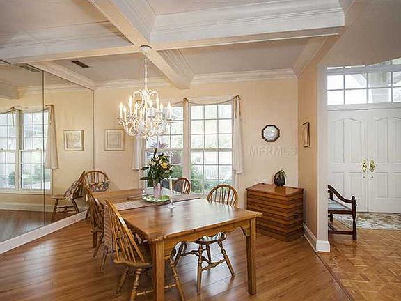 3rd image of 176 Cypress Trce