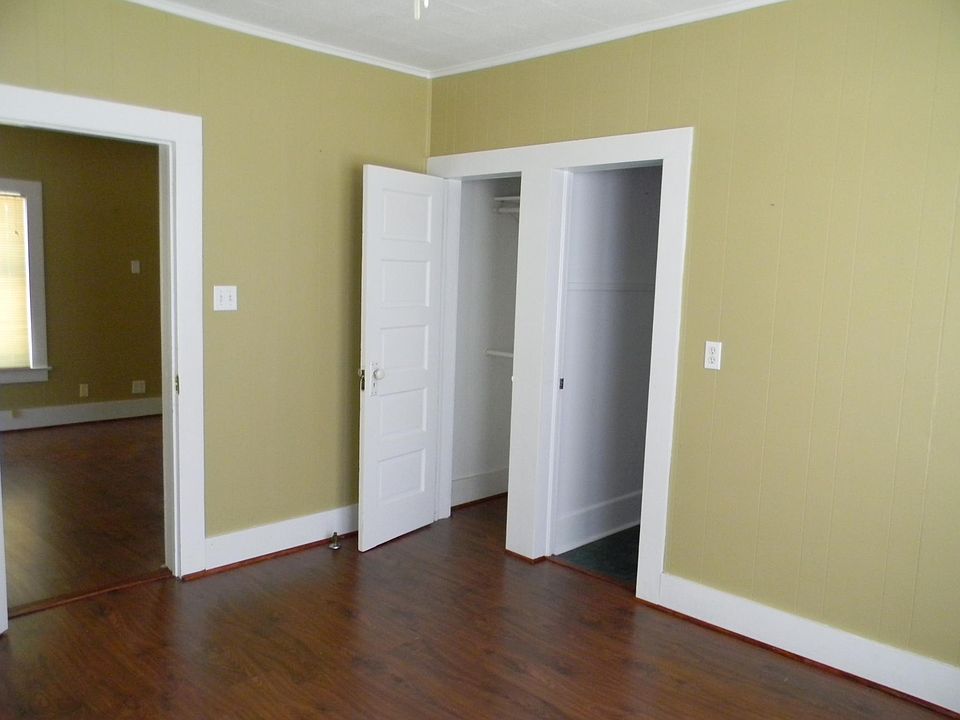 2nd image of 1302 State St