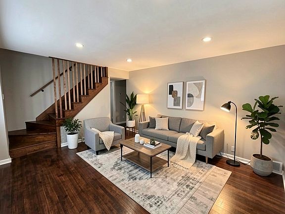5th image of 1501 Forest Ave