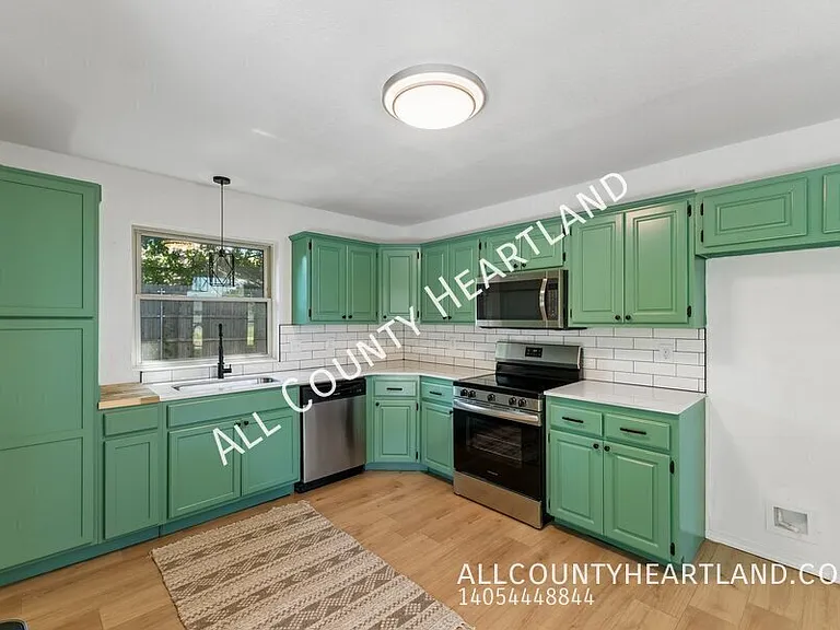 17116 Sunny Hollow Rd — Photo 4