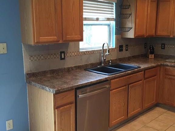 3rd image of 7780 Farm Hill Dr