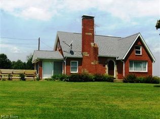 8055 Abbey Rd NE, Carrollton, OH 44615