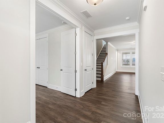 7th image of this home