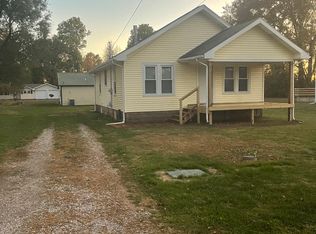 1324 W Tower St, Vandalia, IL 62471