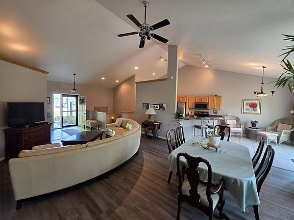 5th image of 125 Meadow Ridge Lane