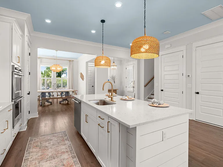 808 Forrest Dr — Photo 15