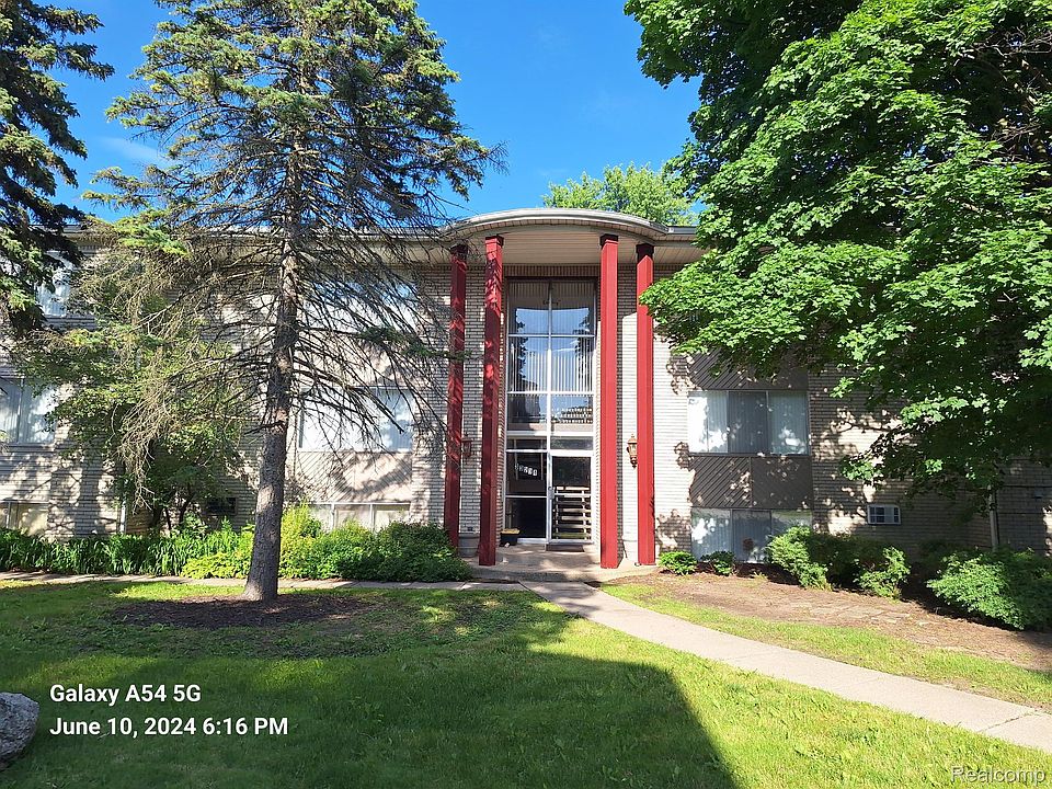 1st image of 33234 Kingslane Ct APT 3