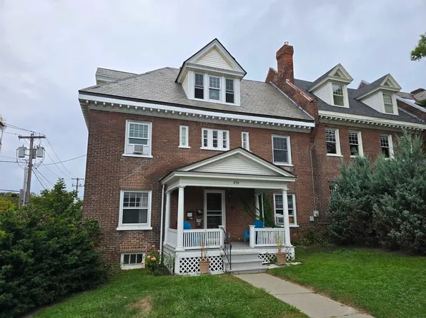 270 College Street, Burlington, VT 05401