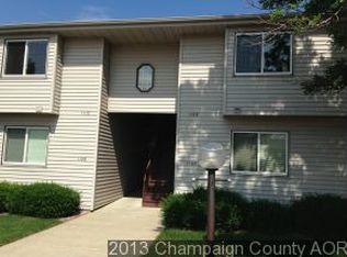 1104 Kara Dr, Champaign, IL 61822