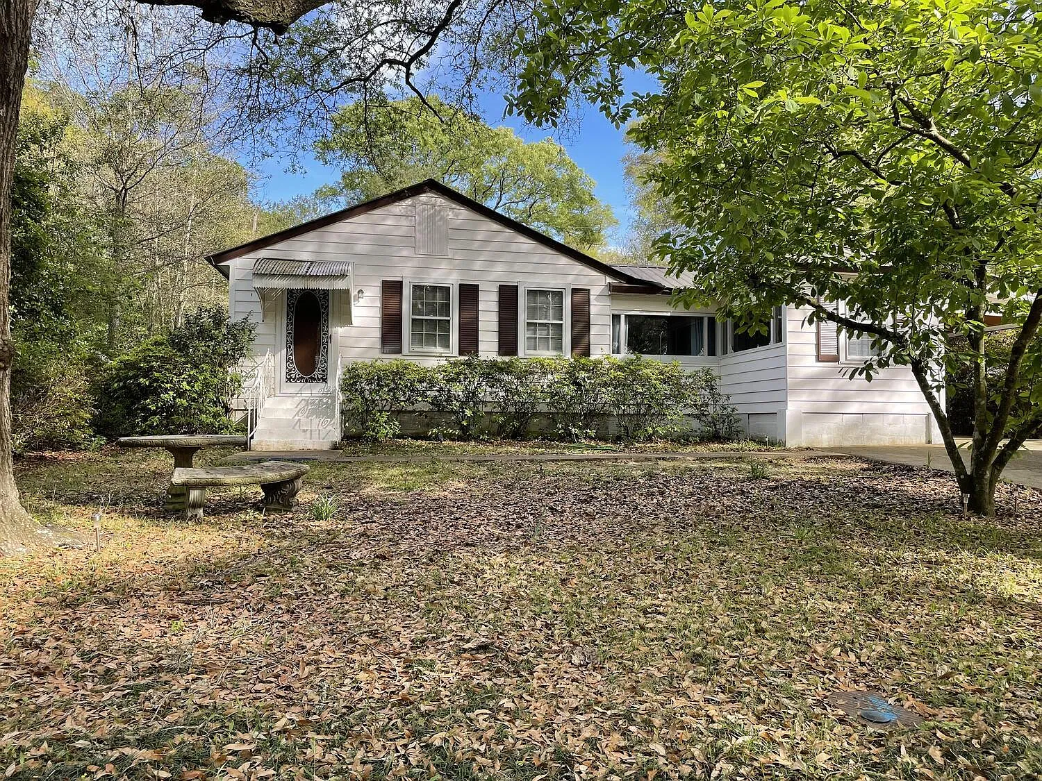 3 bed, 1290 sqft, $1,500 — Photo 2
