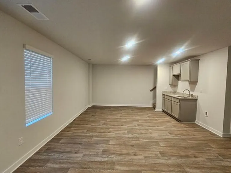Great Oak Pl — Photo 4