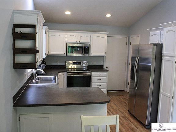 5th image of 11920 S 219th Ave
