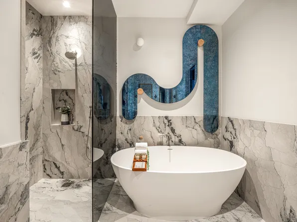 286 Spring Street image 7 of 12