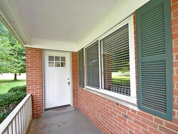 4th image of 2031 Forestlake Dr
