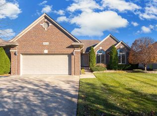 55626 Rhine Ave, Macomb, MI