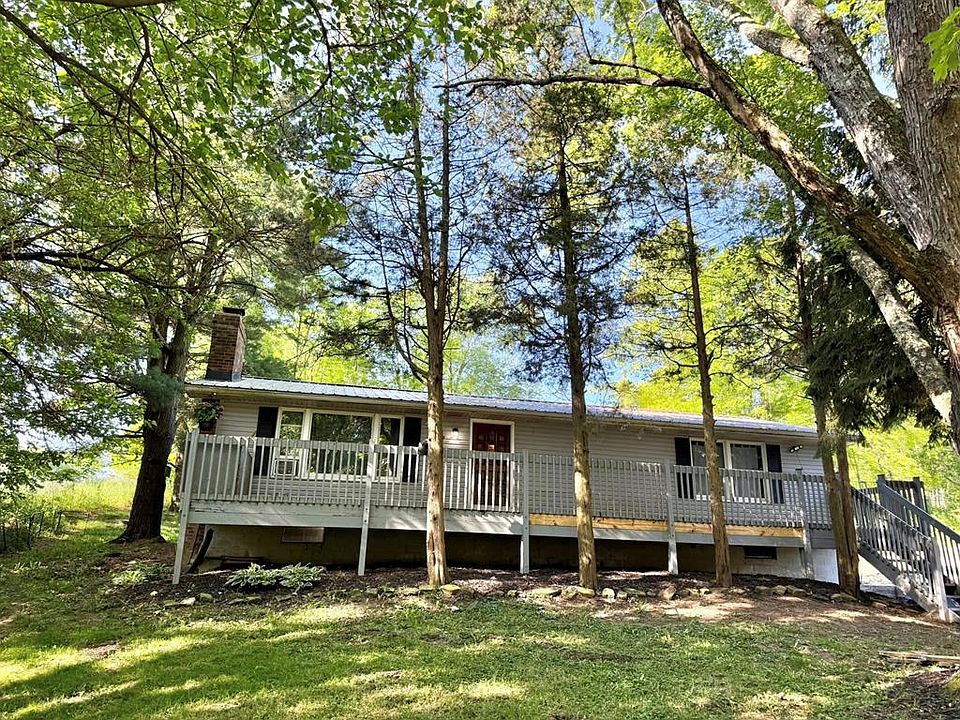 1st image of 675 Berry Rd