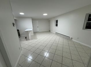 122 Central Ave, Jersey City, NJ 07306