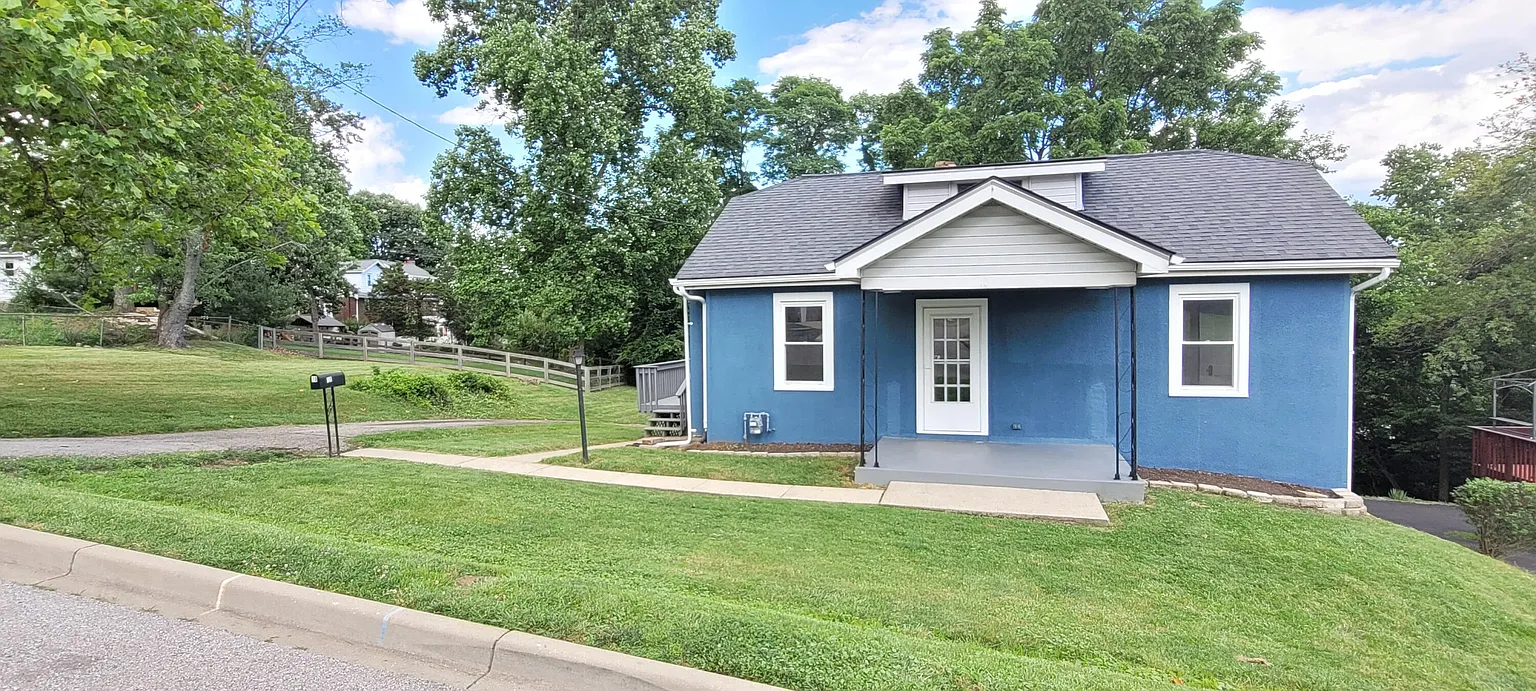 10 Cliffview Ave photo 1