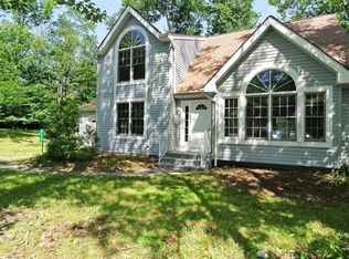 4187 Devon Dr, Tobyhanna, PA 18466