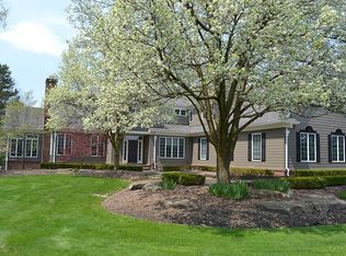 53 W Buell Rd, Oakland, MI 48363