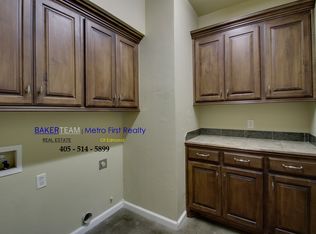 717 NW 193rd St, Edmond, OK 73012