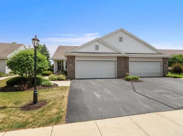 450 Clover St, Elkhorn, WI 53121