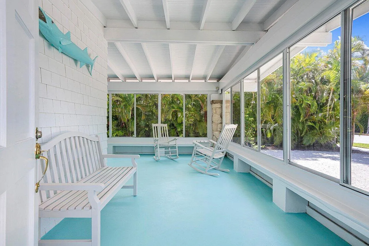 4 bed, 3.0 bath, 3053 sqft, $42,000 — Photo 3