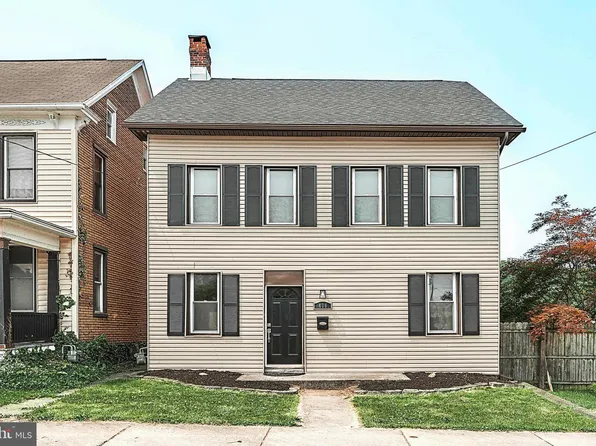 436 W Main St, Dallastown, PA 17313