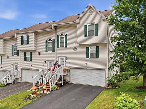 2nd image of 110 Cathedral Ct