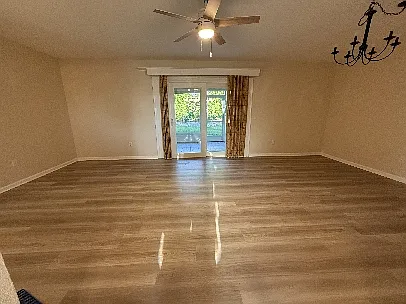 7367 Kenwood Dr — Photo 10
